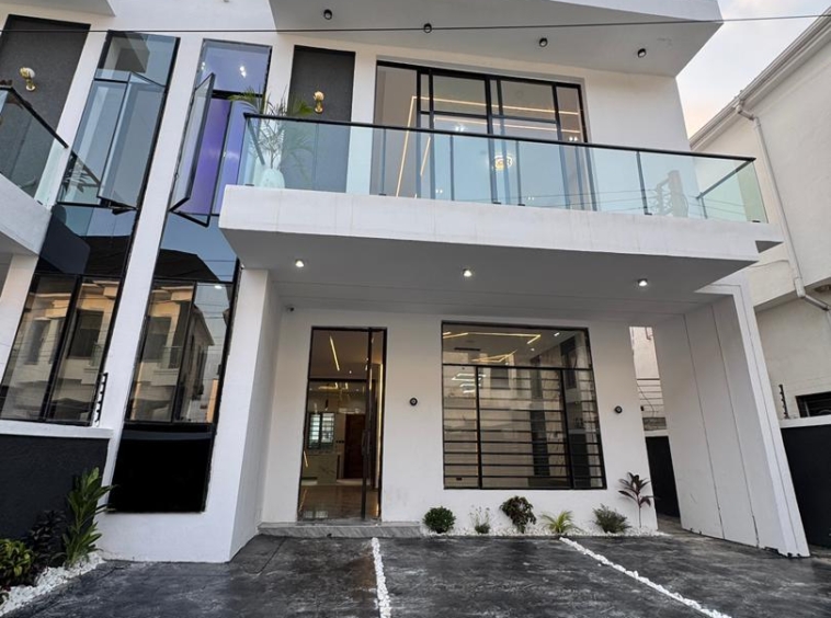 4 Bedroom Semi-Detached Duplex with BQ – Ikota, Lekki